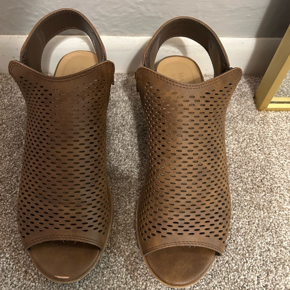 Brown Peep-Toe Slingback Sandals